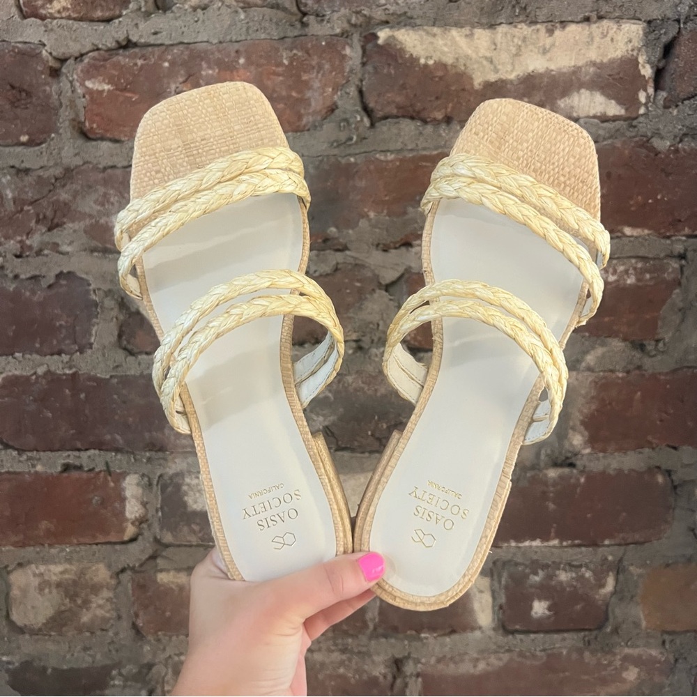 Oasis Society Women's Cream Braided Sandals